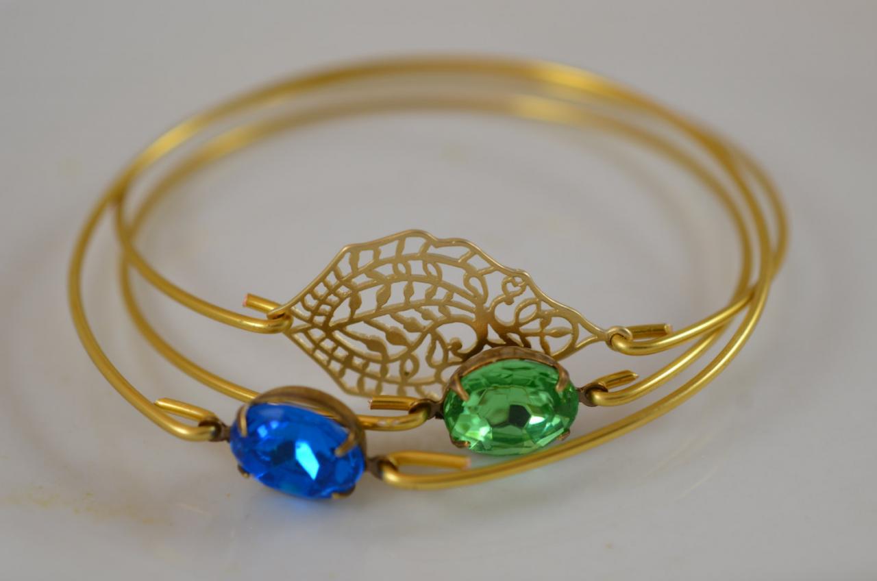 Lovely Earth Gold Bangle Bracelet Set- Gold Bangle Jewelry- Geometric Gold Bangle- Bright Aqua Vintage Stone- Peridot Green Vintage Stone