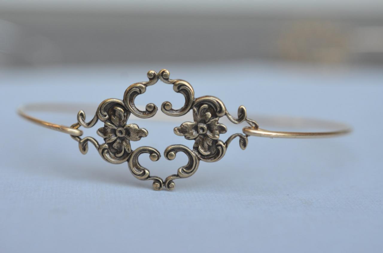 Gold Bangle Bracelet- Bronze Bangle- Vintage Gold Bangle- Bridesmaids Gift Ideas- Casual Wear- Minimalist- Wire Bangle- Filigree