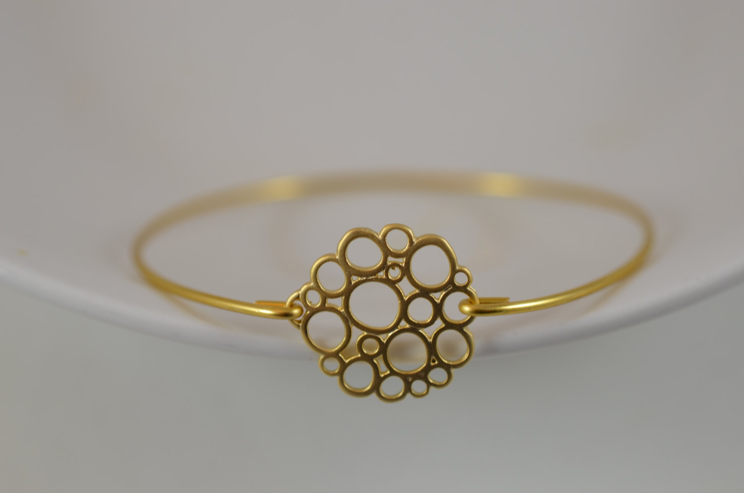 simple gold bangle bracelet